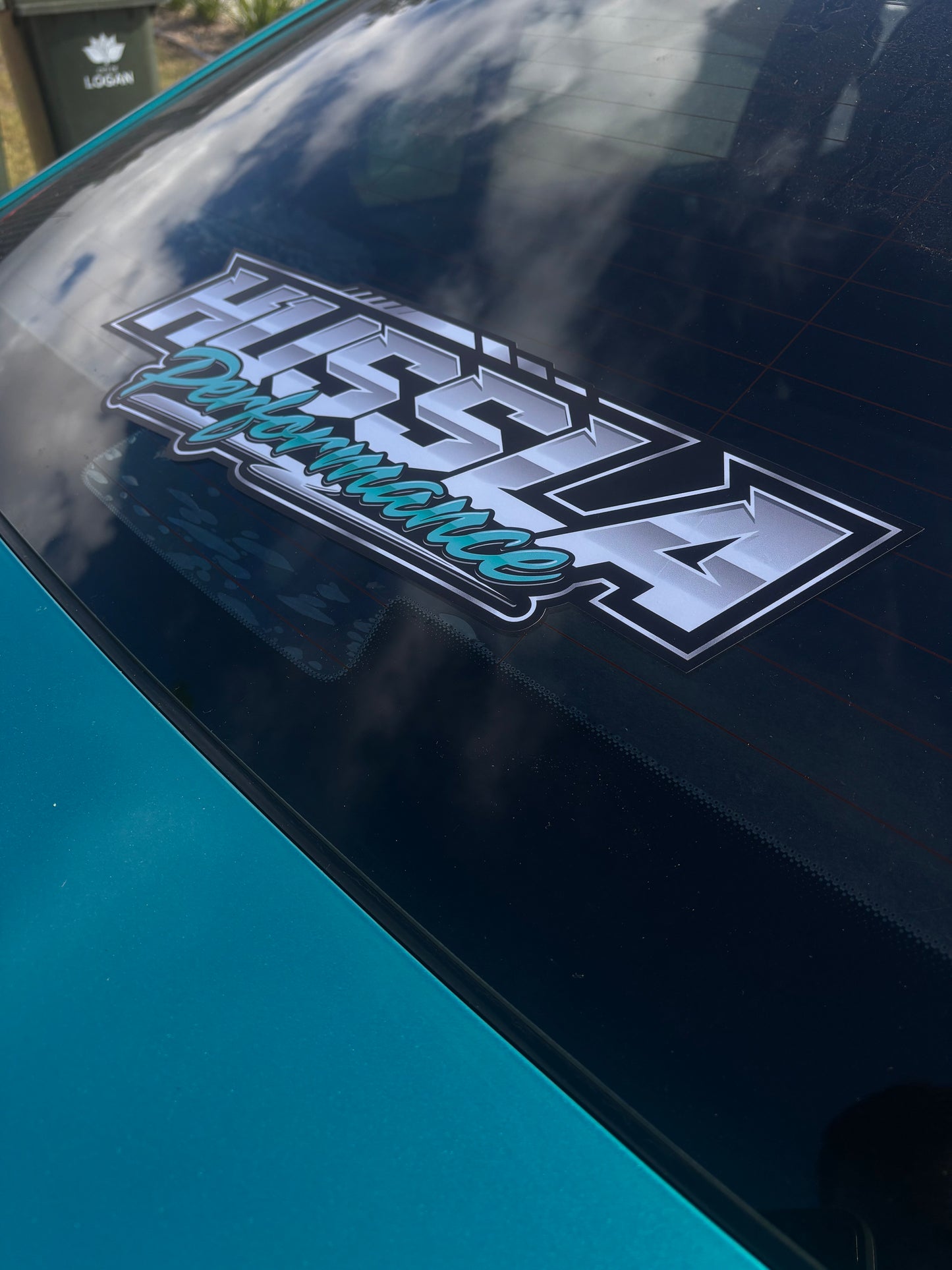 HUSSLAPERFORMANCE STICKER - BLUE
