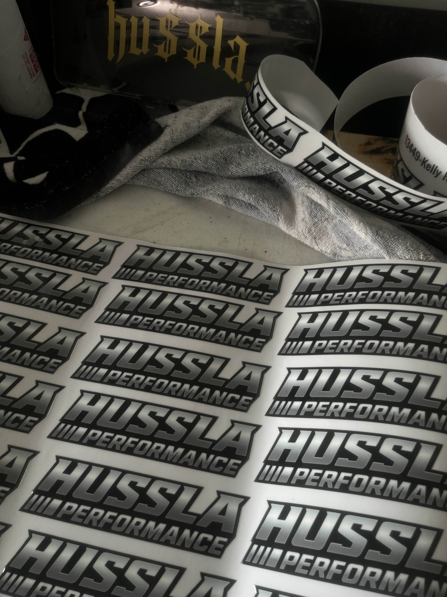 SMALL HUSSLA STICKER